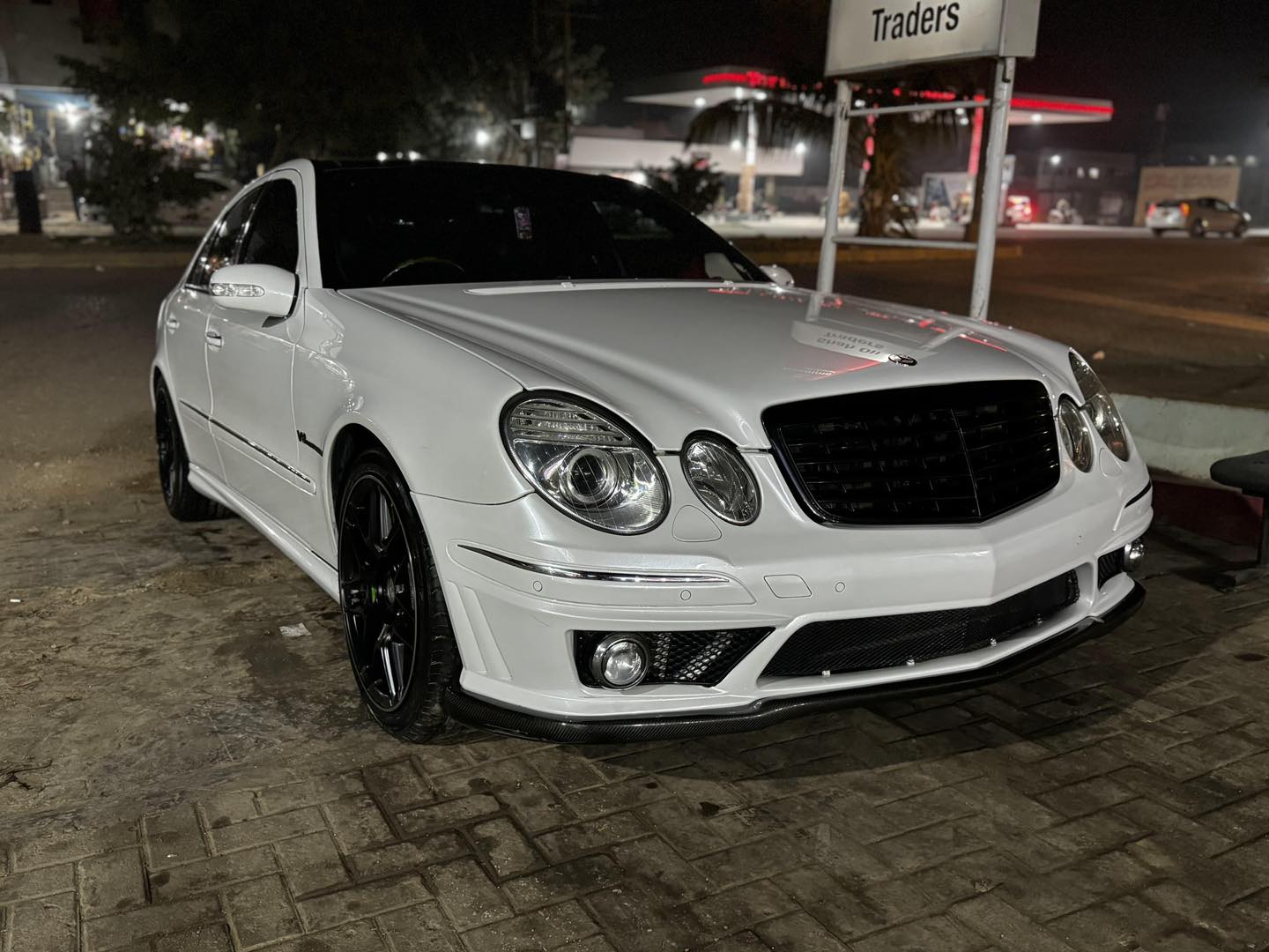 Mercedes Benz E55 AMG