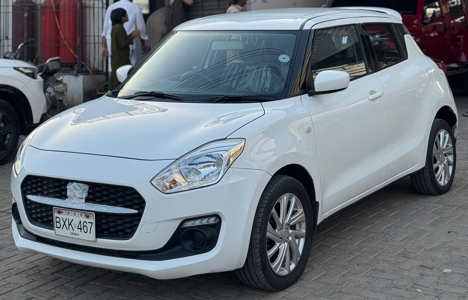 SUZUKI SWIFT GL CVT